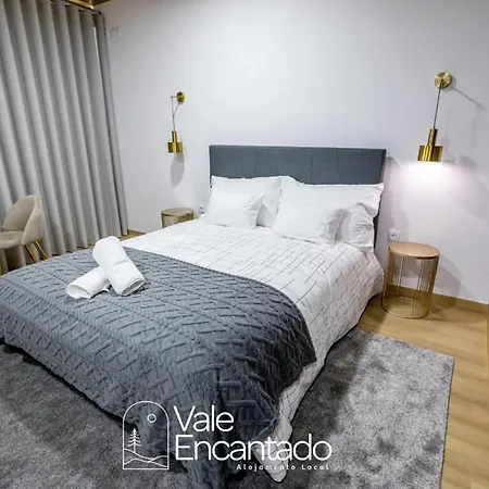 Vale Encantado Parada de Ester